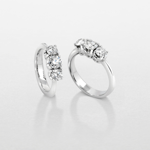 anello in oro bianco e diamanti