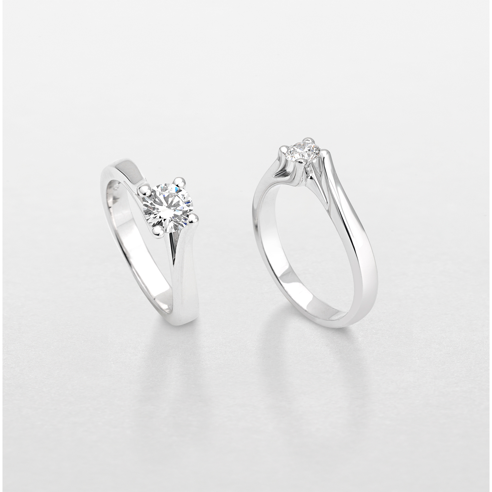 white gold and diamonds ring