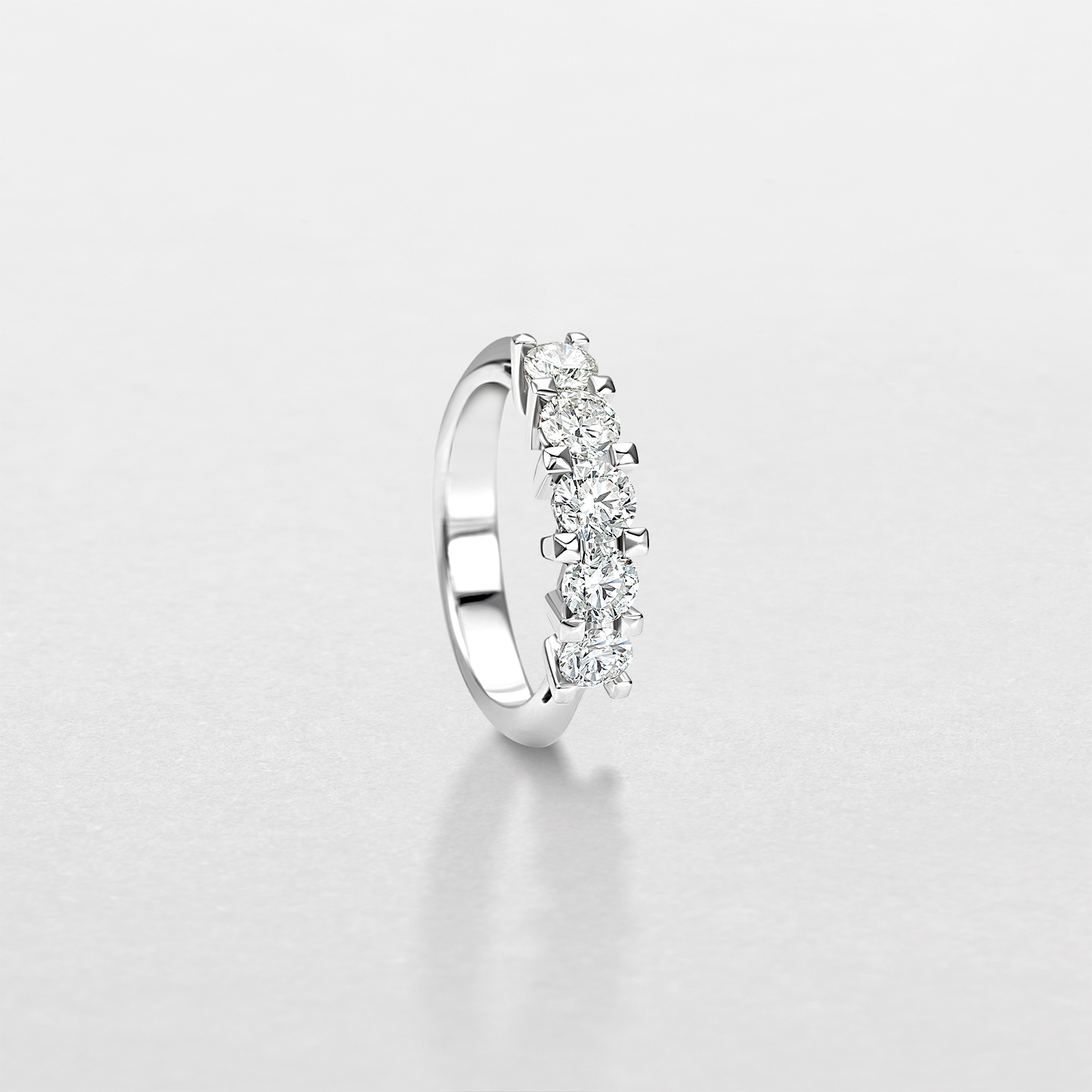 white gold and diamonds ring