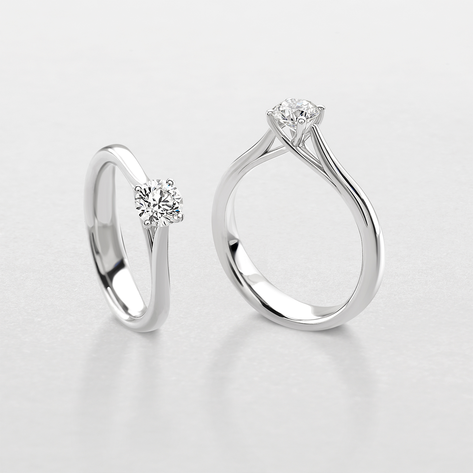 anello in oro bianco e diamanti