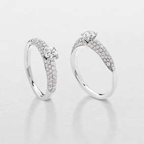 anello in oro bianco e diamanti