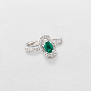 white gold with diamonds and emerald ring