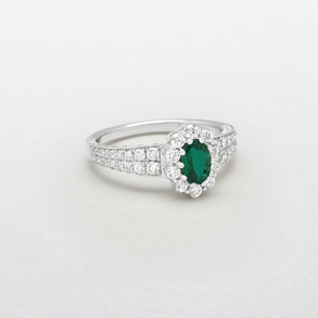 white gold with diamonds and emerald ring