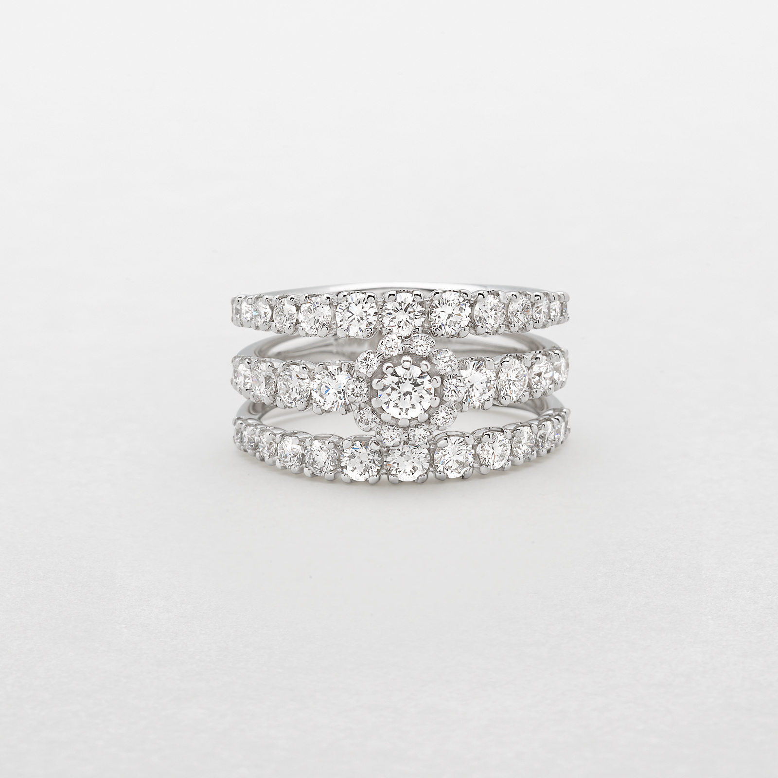white gold and diamonds ring