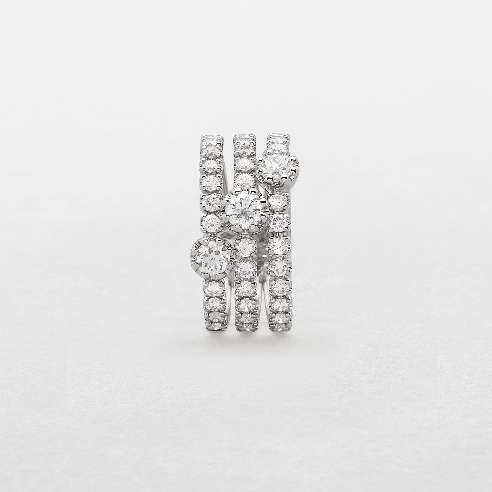 white gold and diamonds ring