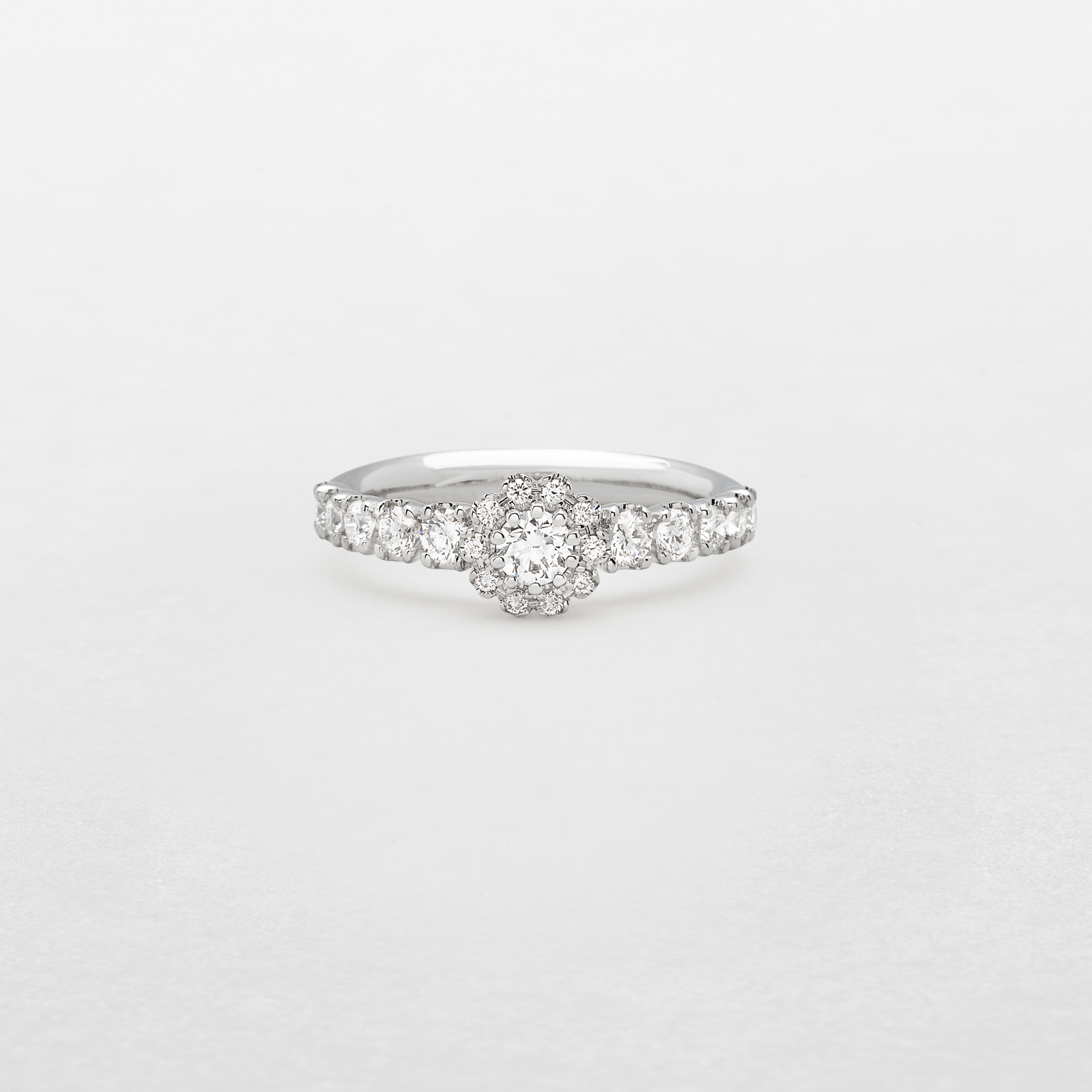 white gold and diamonds ring