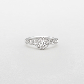 white gold and diamonds ring