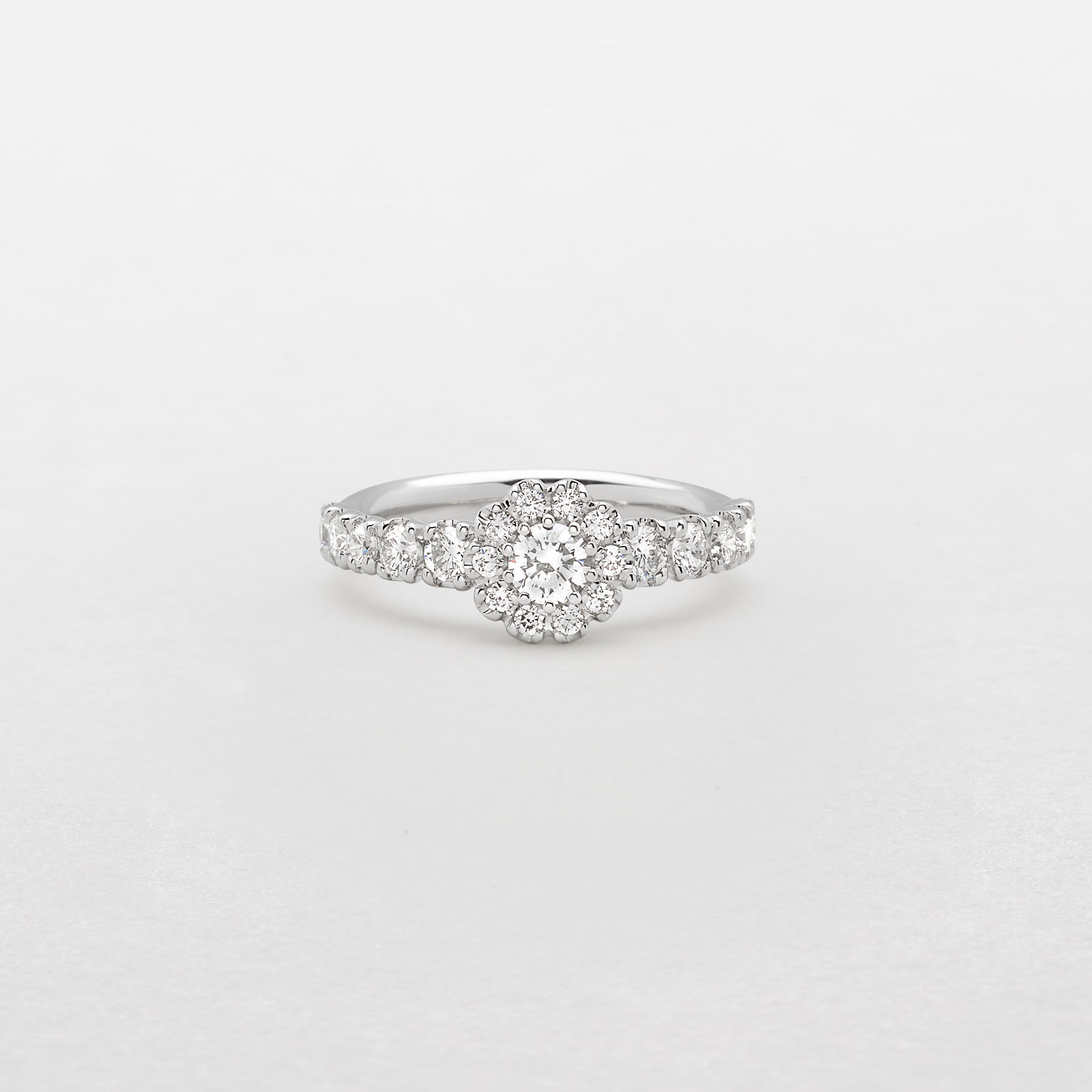 white gold and diamonds ring