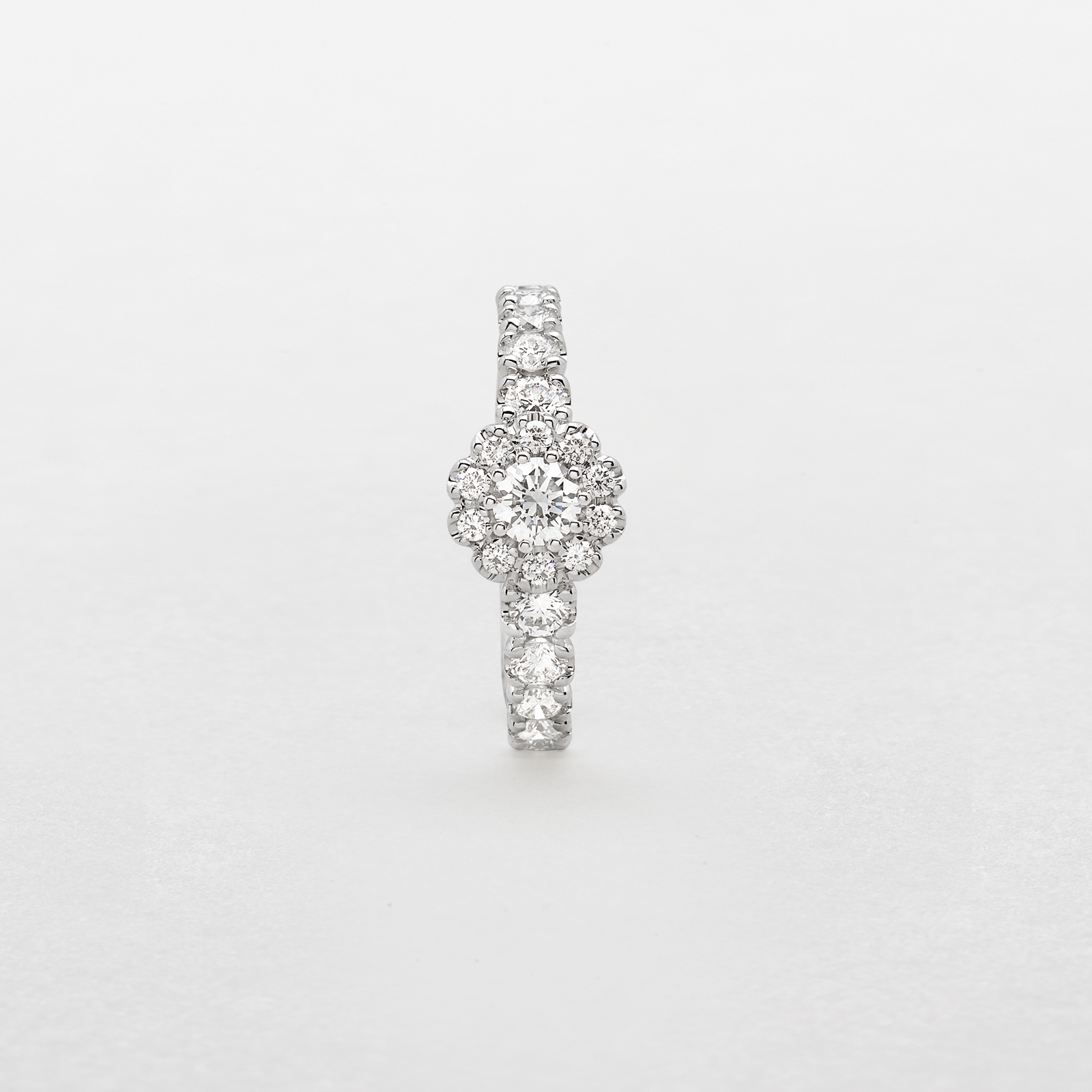 white gold and diamonds ring