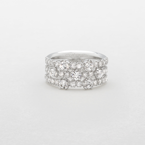 white gold and diamonds ring