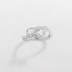 white gold and diamonds ring