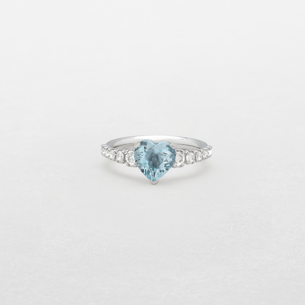 white gold with diamonds and aquamarine ring