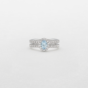 anello in oro bianco, diamanti e acquamarina