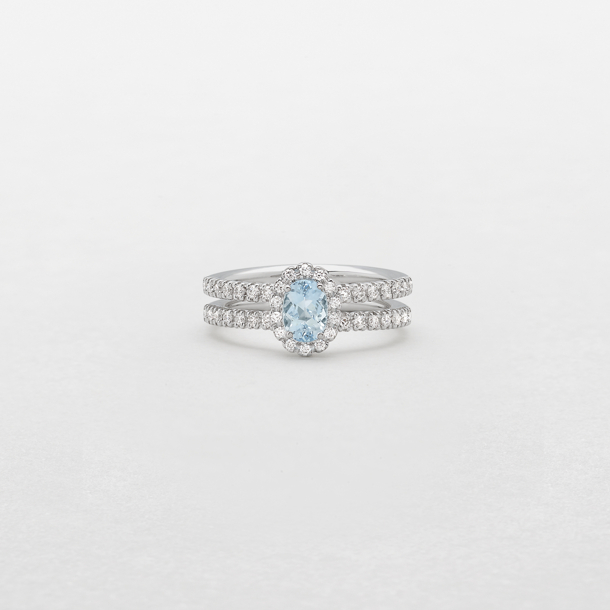 white gold with diamonds and aquamarine ring