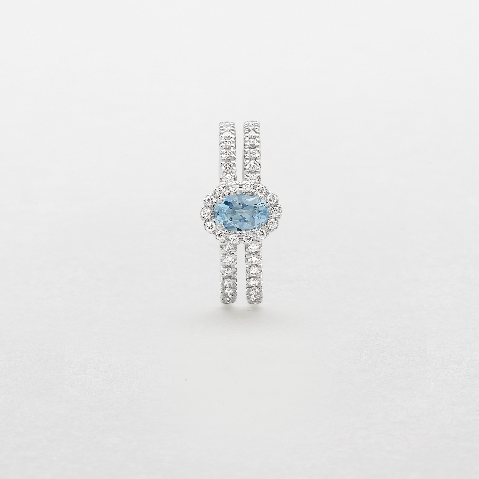white gold with diamonds and aquamarine ring