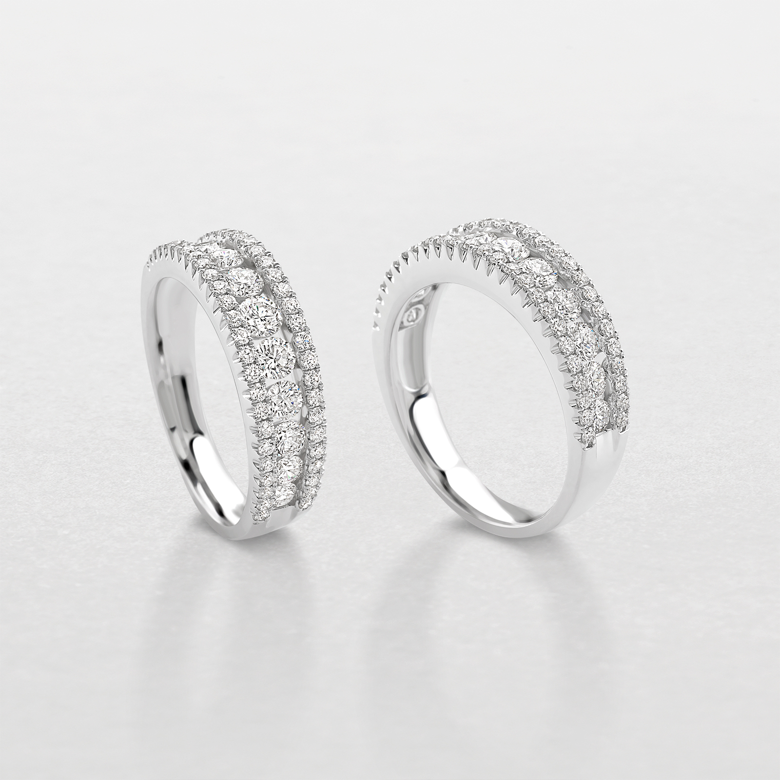 anello in oro bianco e diamanti