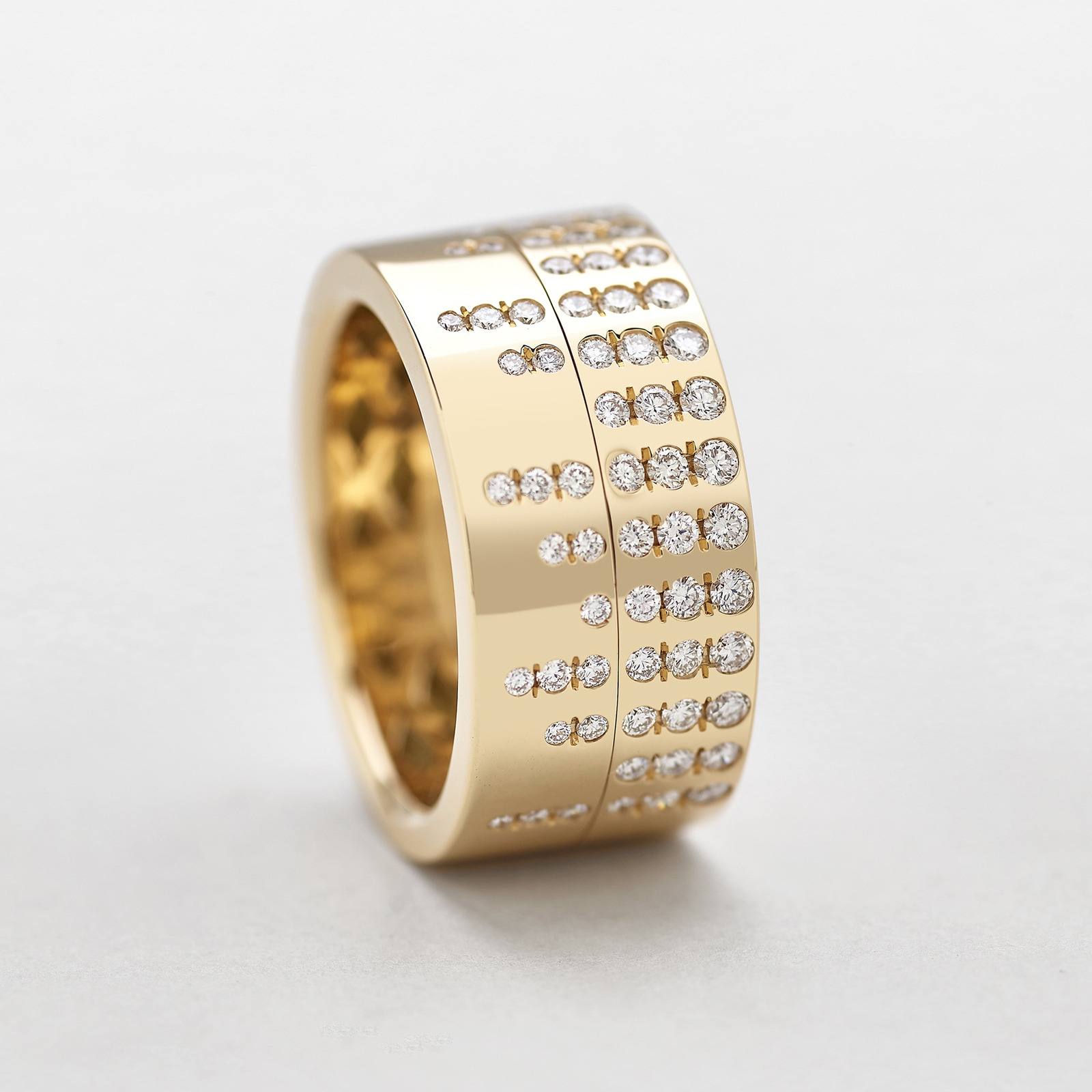 anello in oro rosa e diamanti