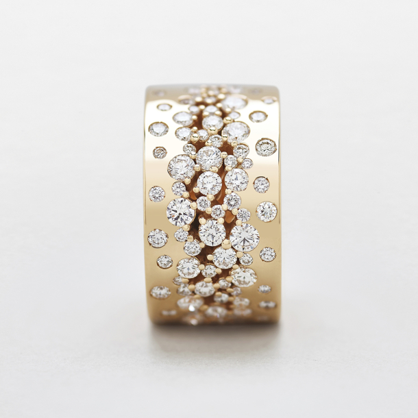 anello in oro rosa e diamanti