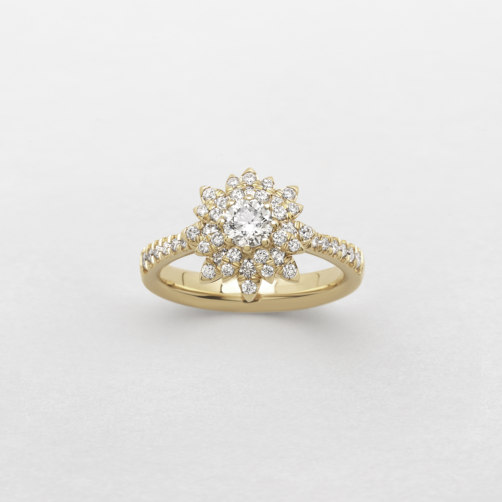 anello in oro rosa e diamanti