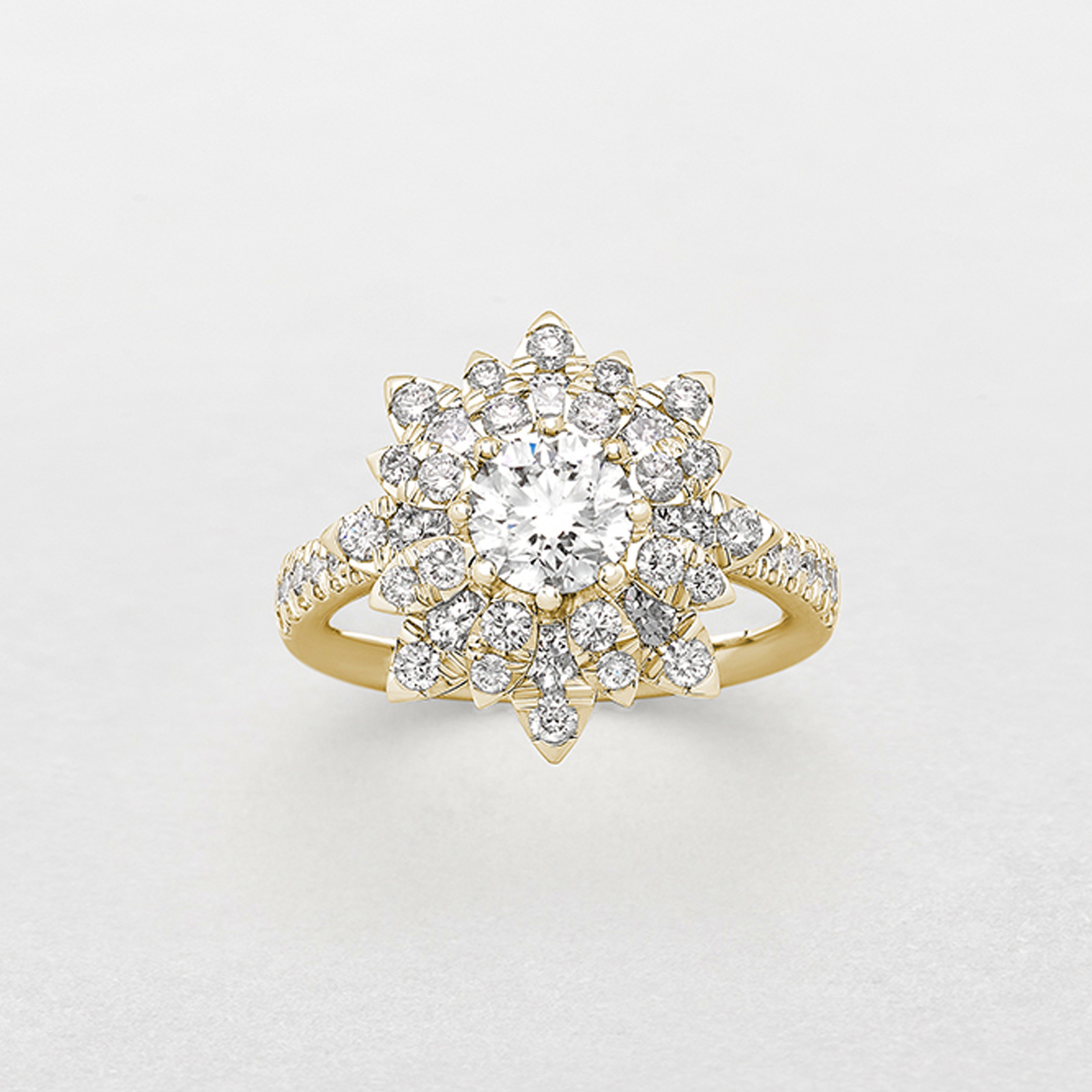 anello in oro rosa e diamanti