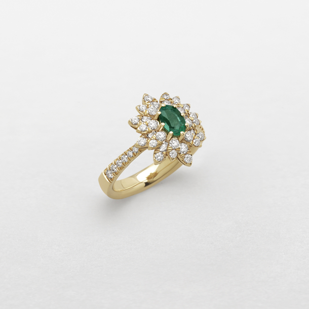 rose gold with diamonds and emerald ring