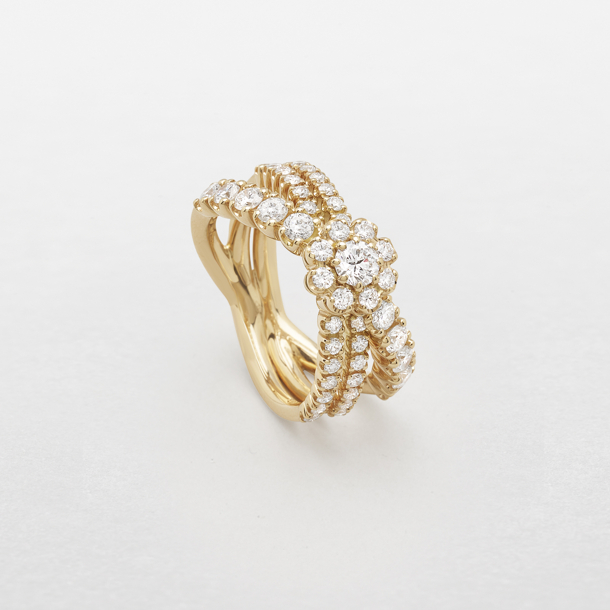 anello in oro rosa e diamanti