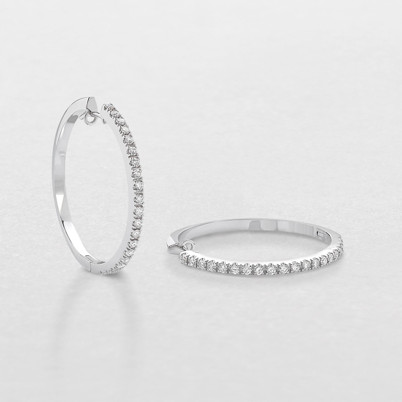 orecchini in oro bianco e diamanti