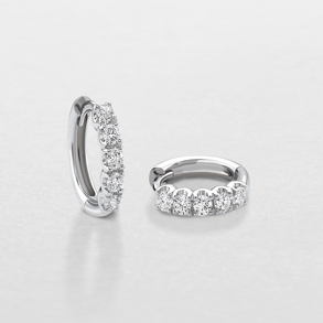 orecchini in oro bianco e diamanti