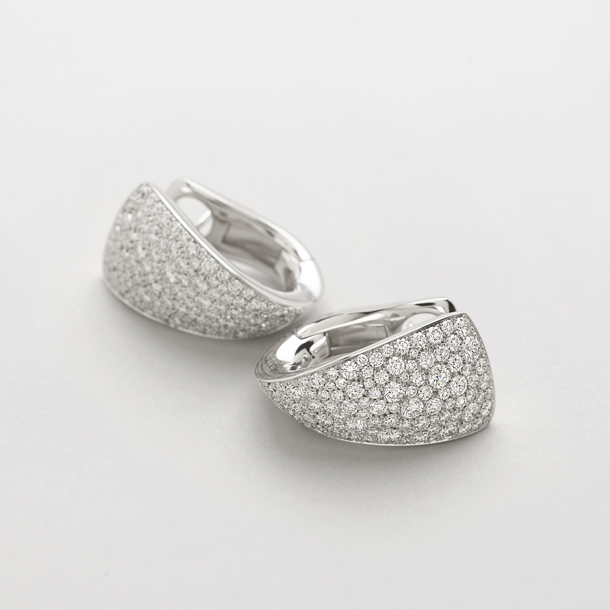 orecchini in oro bianco e diamanti