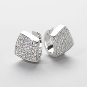 orecchini in oro bianco e diamanti