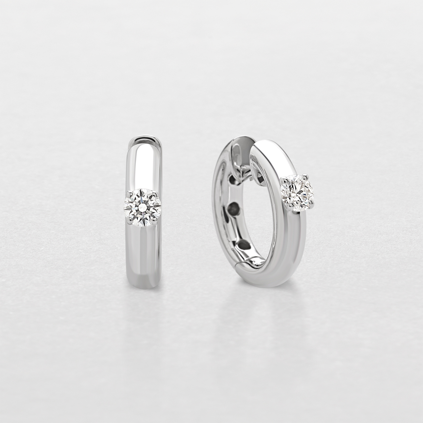 orecchini in oro bianco e diamanti