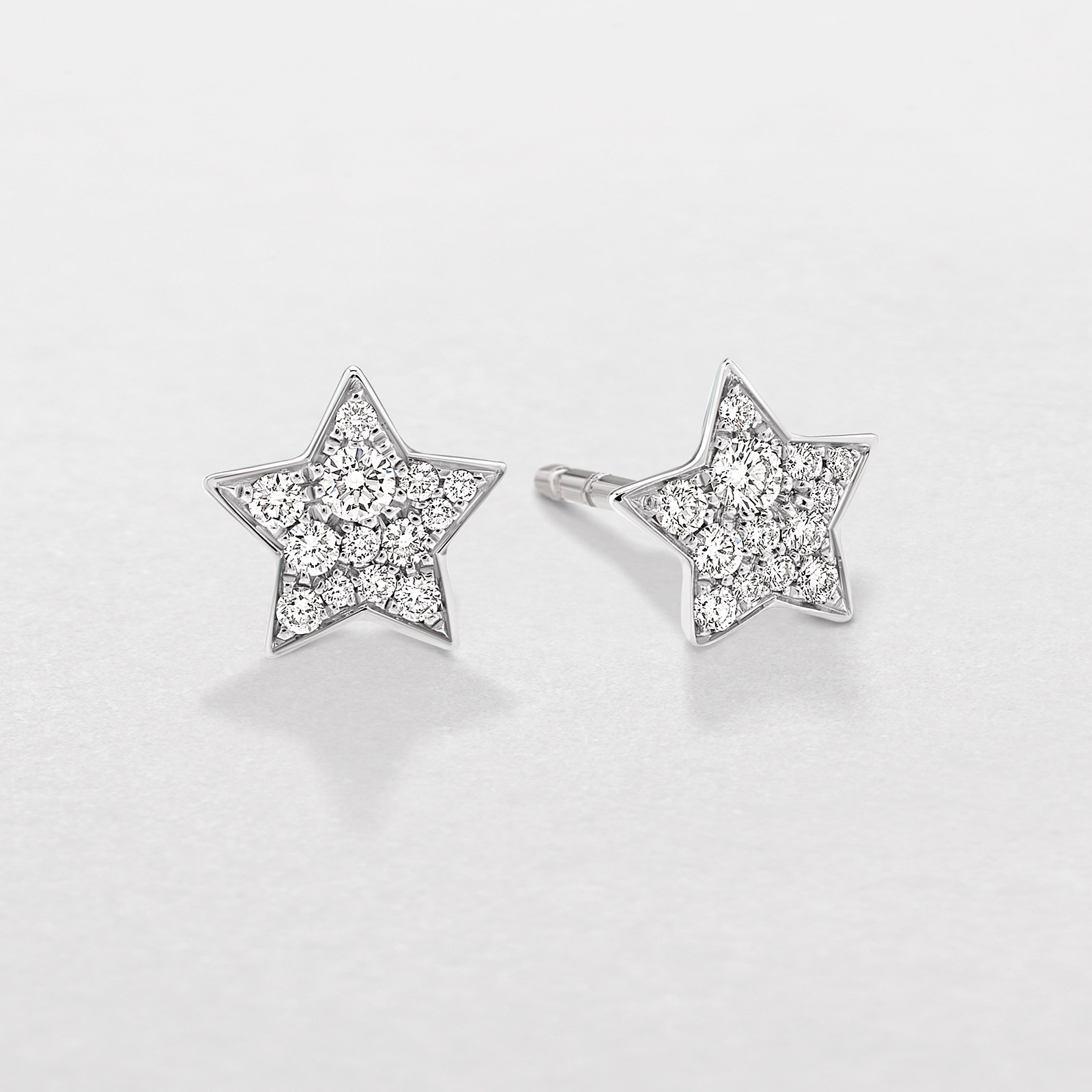 orecchini in oro bianco e diamanti