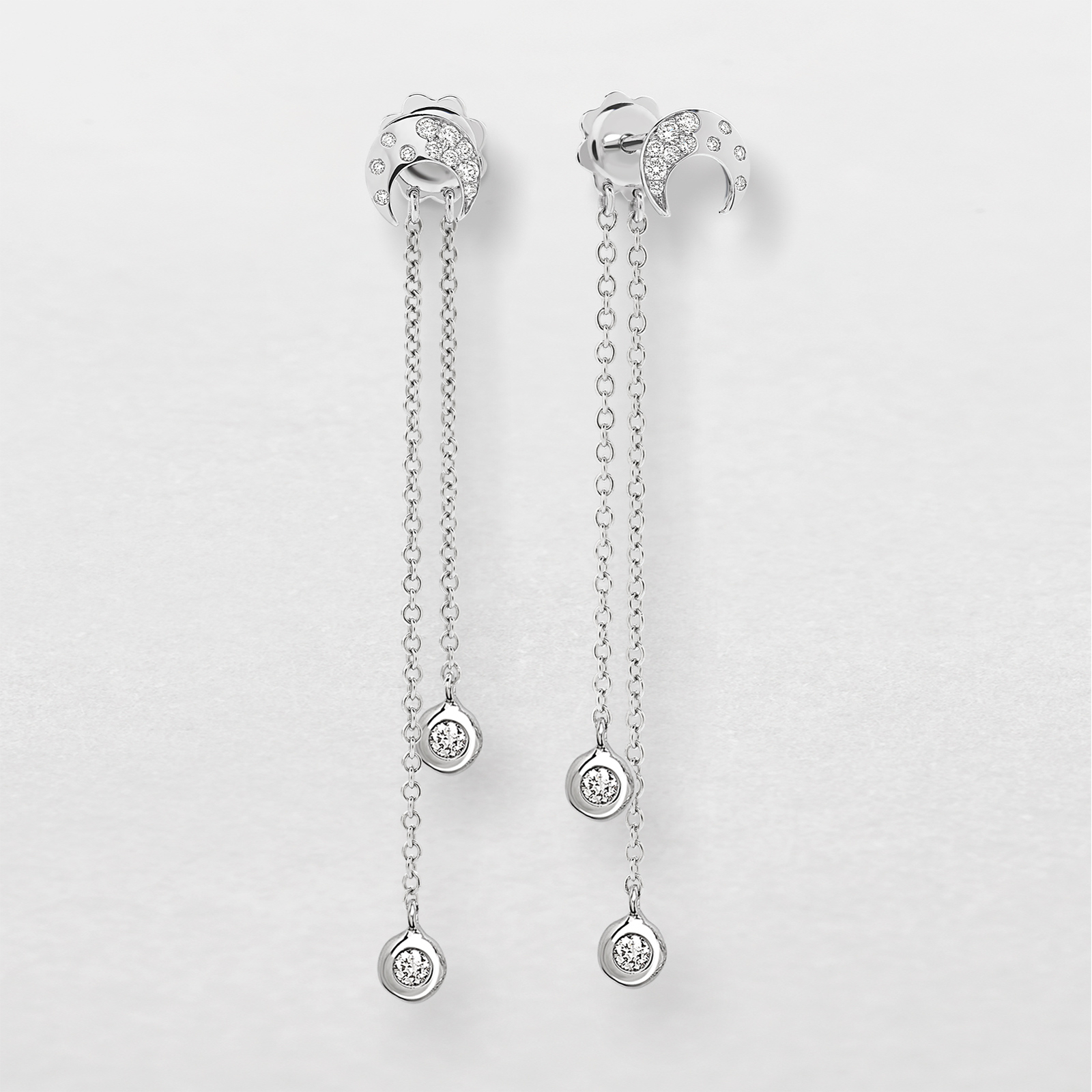 white gold and diamonds earrings