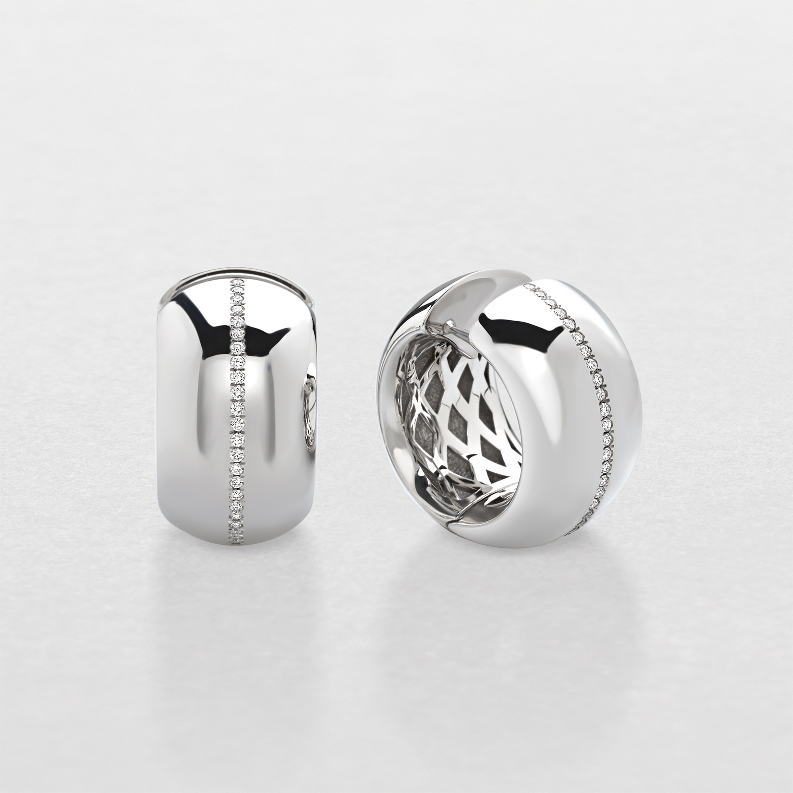 white gold and diamonds earrings