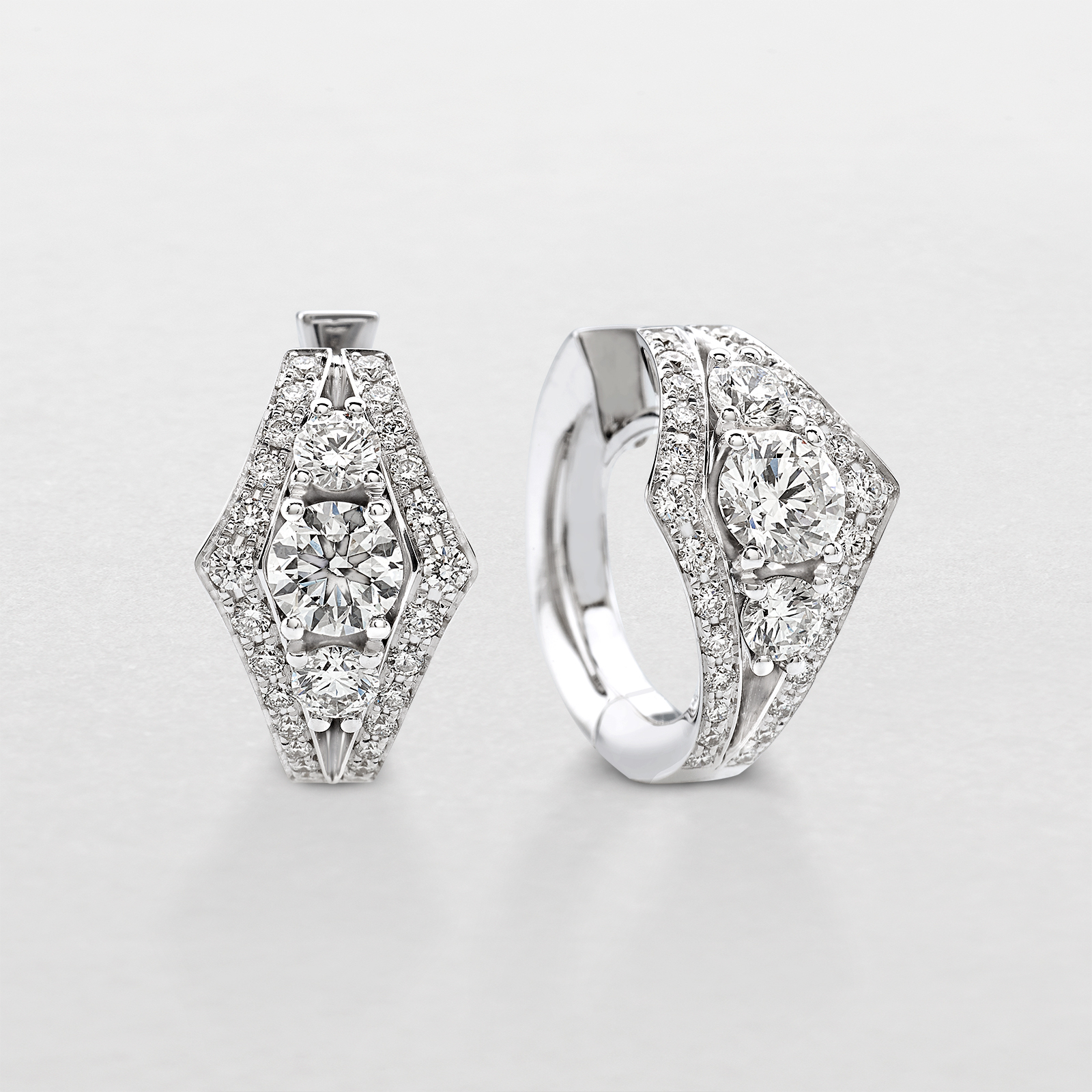 orecchini in oro bianco e diamanti