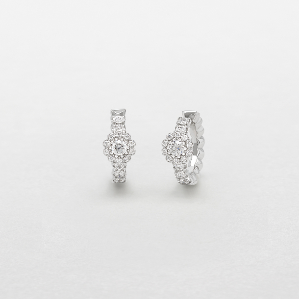 orecchini in oro bianco e diamanti