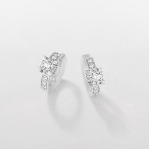 white gold and diamonds earrings