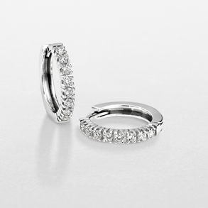 orecchini in oro bianco e diamanti
