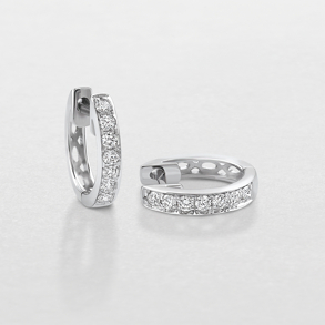 white gold and diamonds earrings