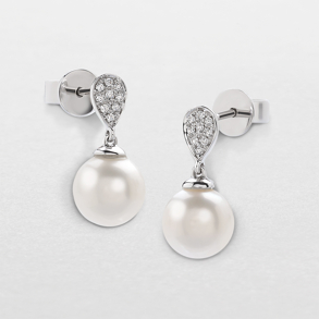 white gold with pearls and diamonds earrings