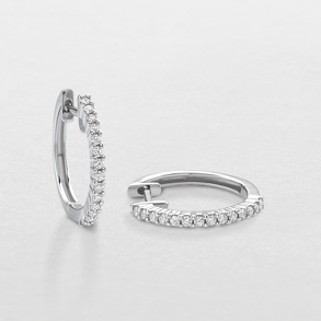 white gold and diamonds earrings