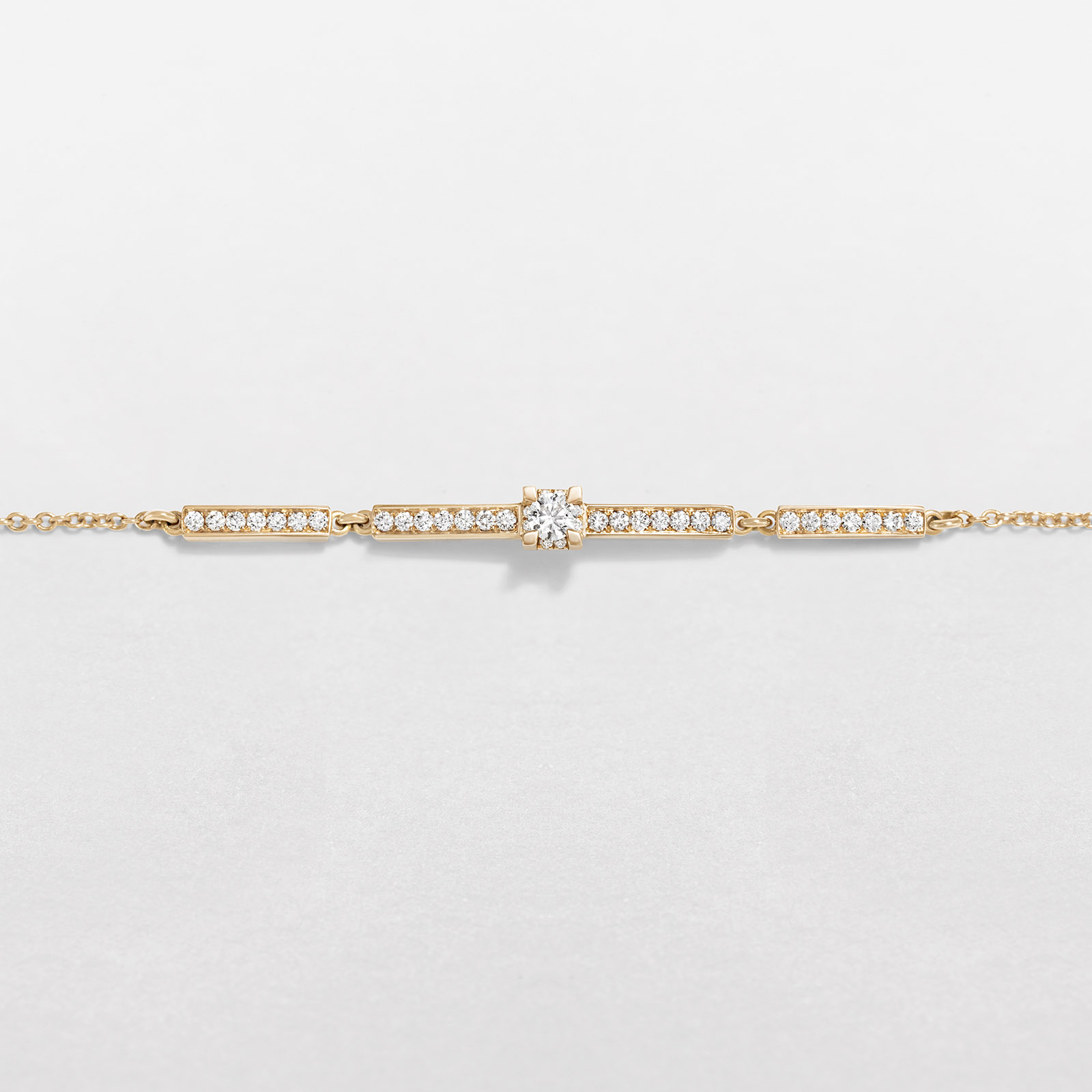 rose gold and diamonds bracelet