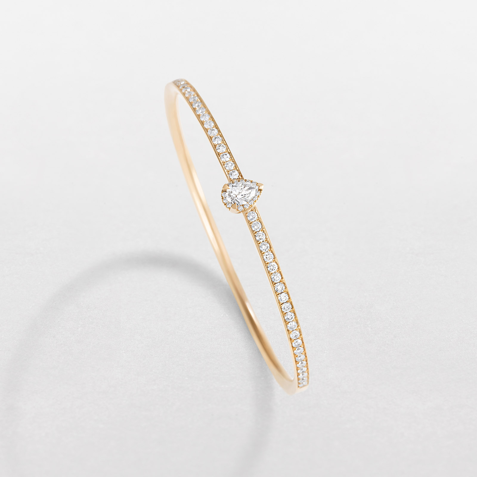 rose gold and diamonds bracelet