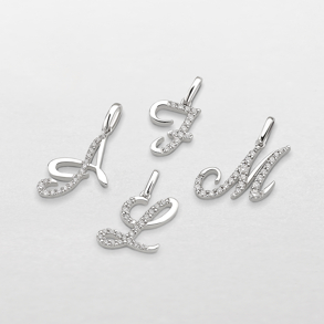 white gold and diamonds pendant