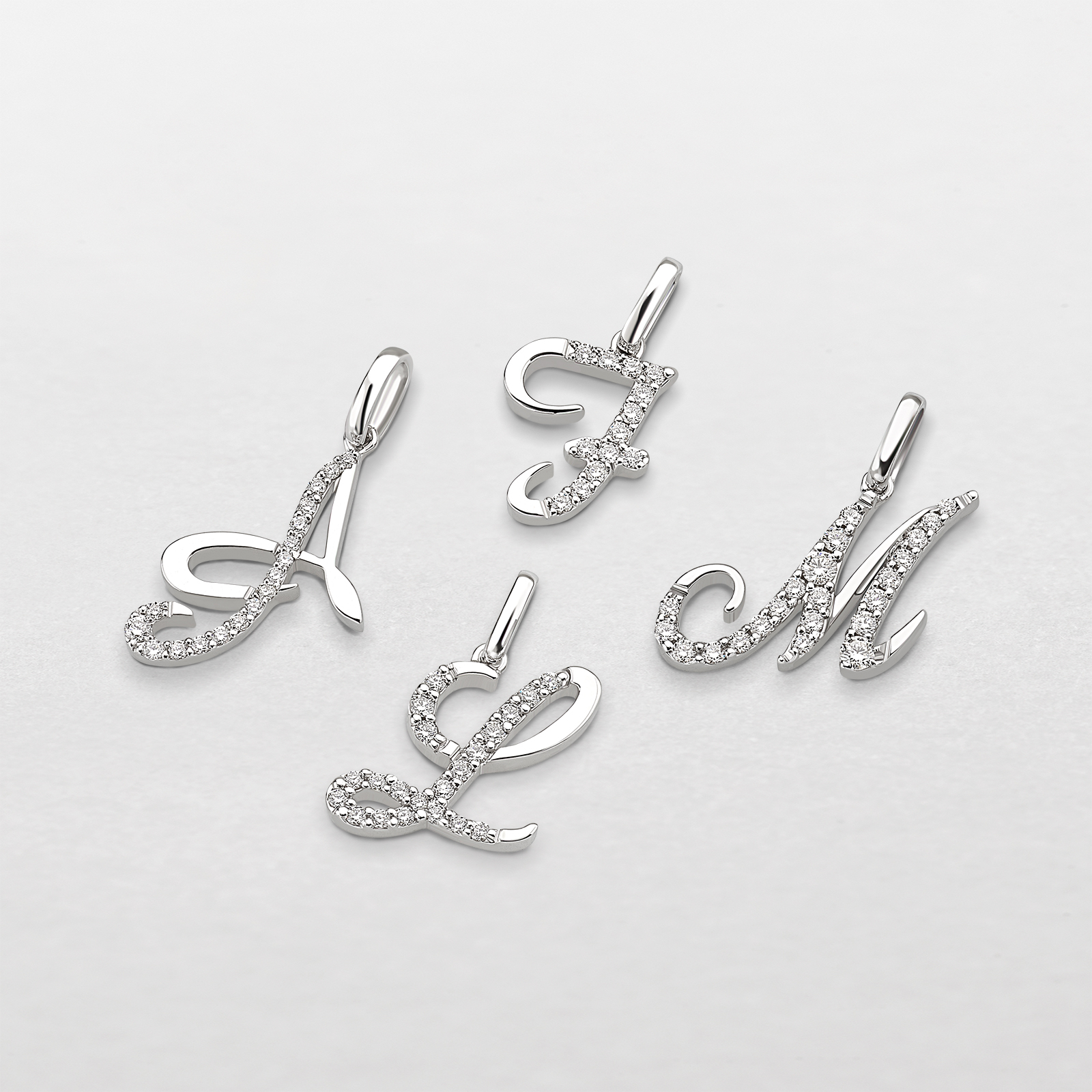 white gold and diamonds pendant