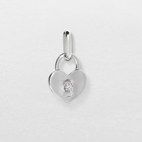 white gold and diamonds pendant