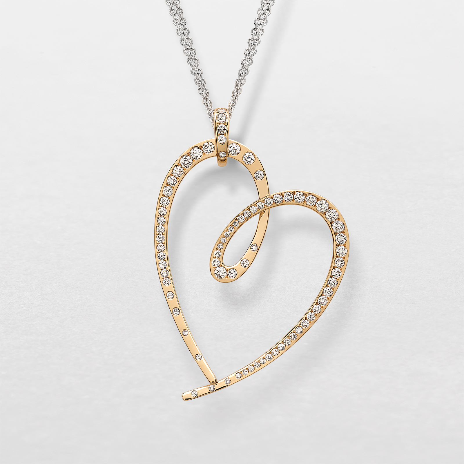 girocollo in oro rosa e diamanti