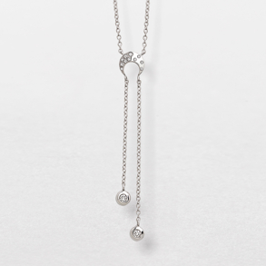 white gold and diamonds necklace