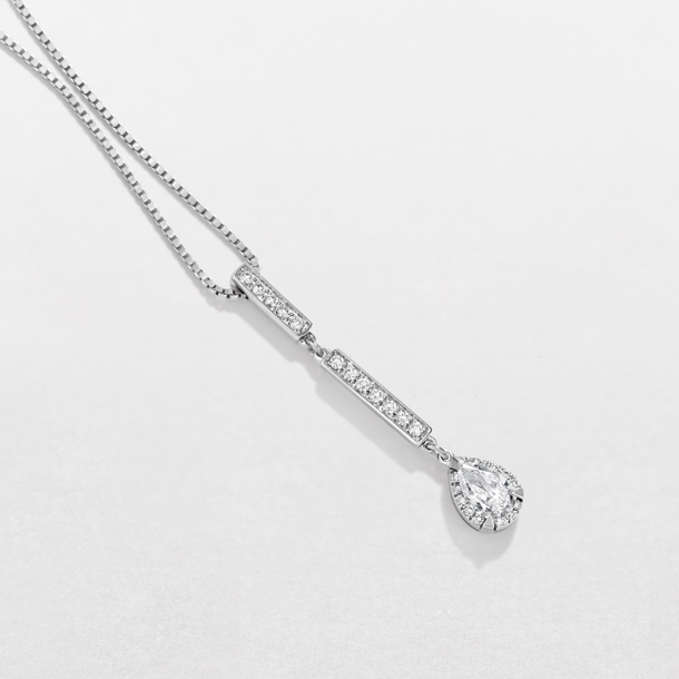 girocollo in oro bianco e diamanti