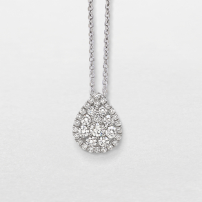 white gold and diamonds necklace
